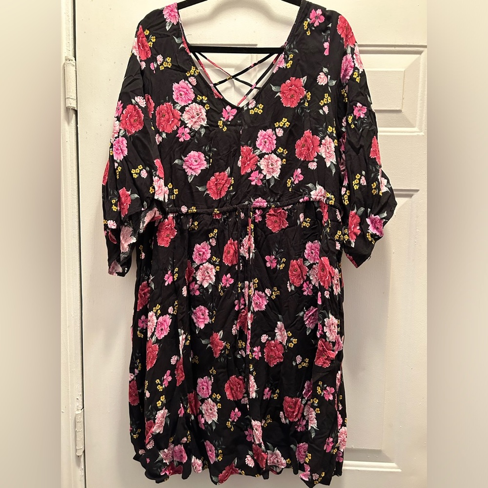 Floral bell sleeve dress